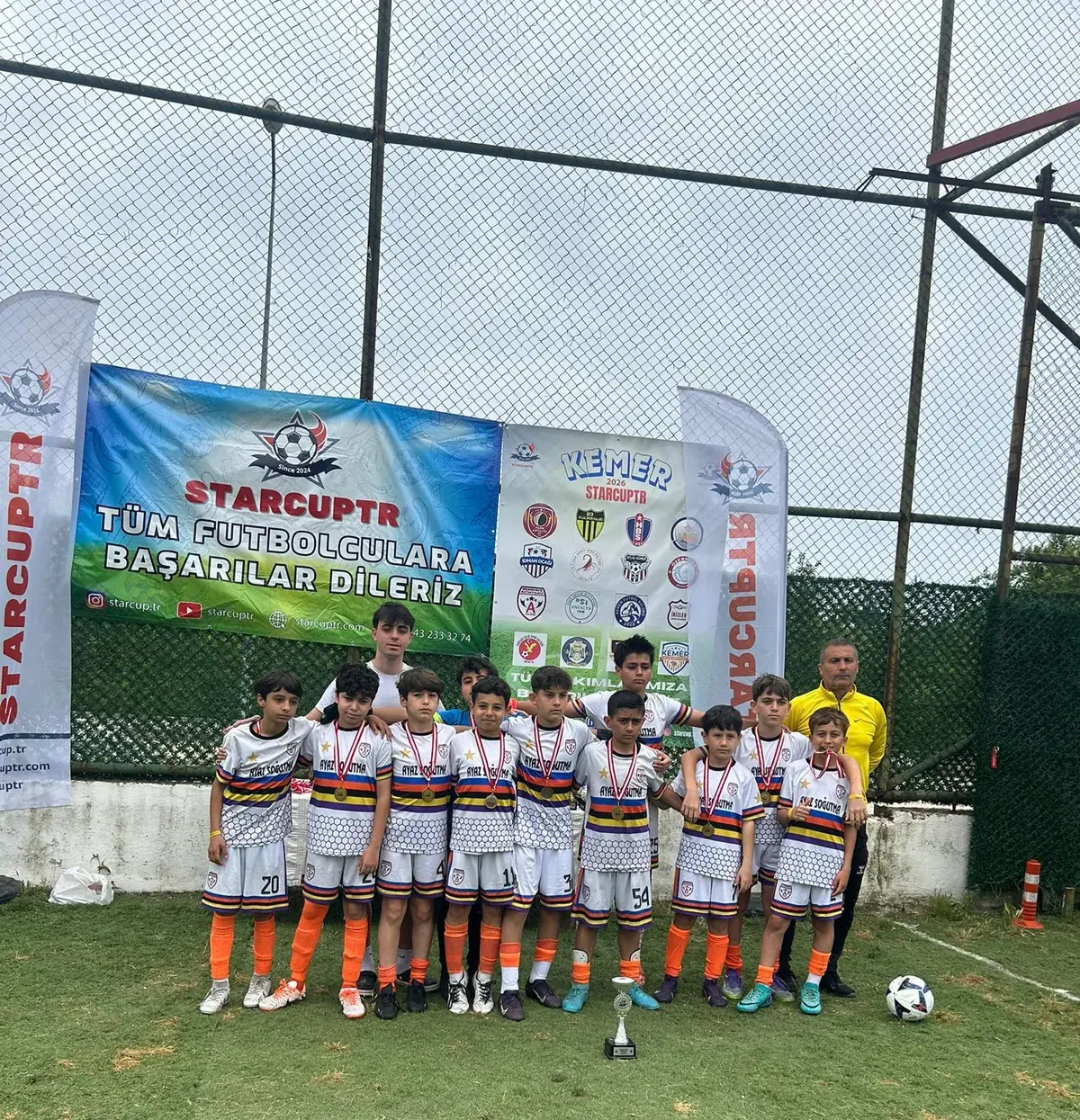 Starcup 2014 doğumlulara başarılar afişi